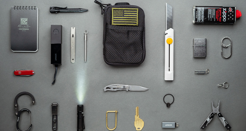 Pairing Phone Accessories That Don’t Clash With Everyday Carry Gear