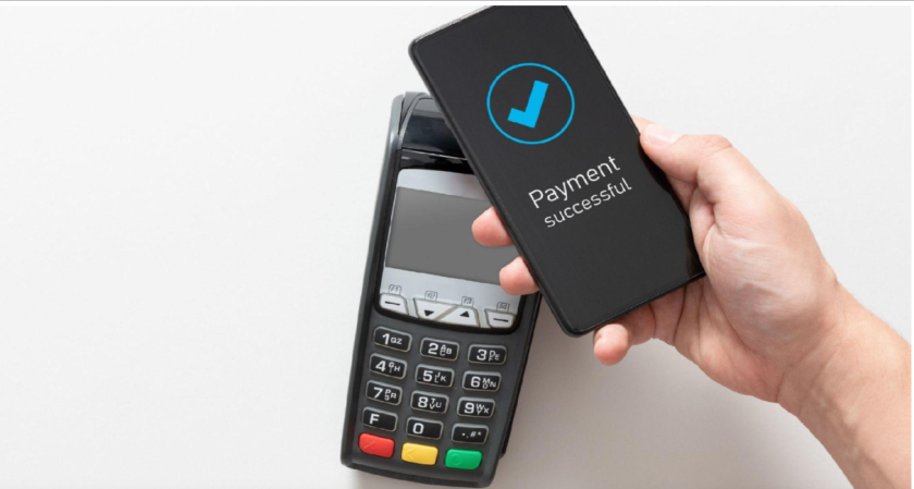 Illustration of business professionals analyzing MSME payment compliance, invoices, and timelines to improve corporate accountability.