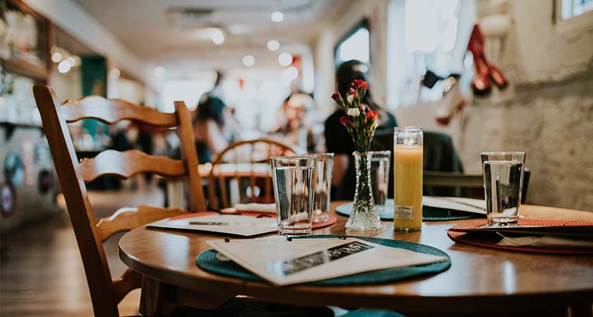 Stepping Up To The Plate: 4 Tips On How To Run A Successful Restaurant
