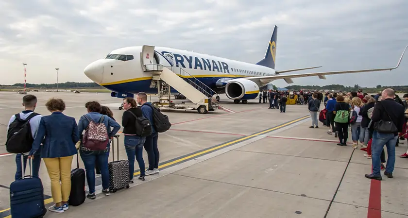 Ryanair Forecasts Fare Increase as Summer Demand Surges in Europe