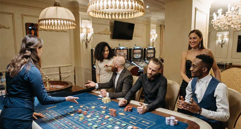 Why Is Live Casino so Attractive for Players?