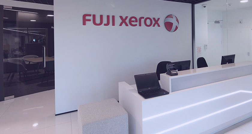 Xerox Corp is potentially striking a deal with Japanese camera maker, Fujifilm